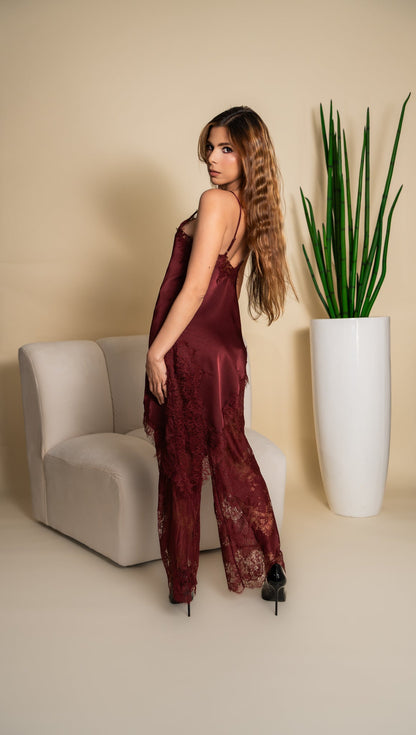 Jumpsuit Satinado Burdeo - Vista lateral