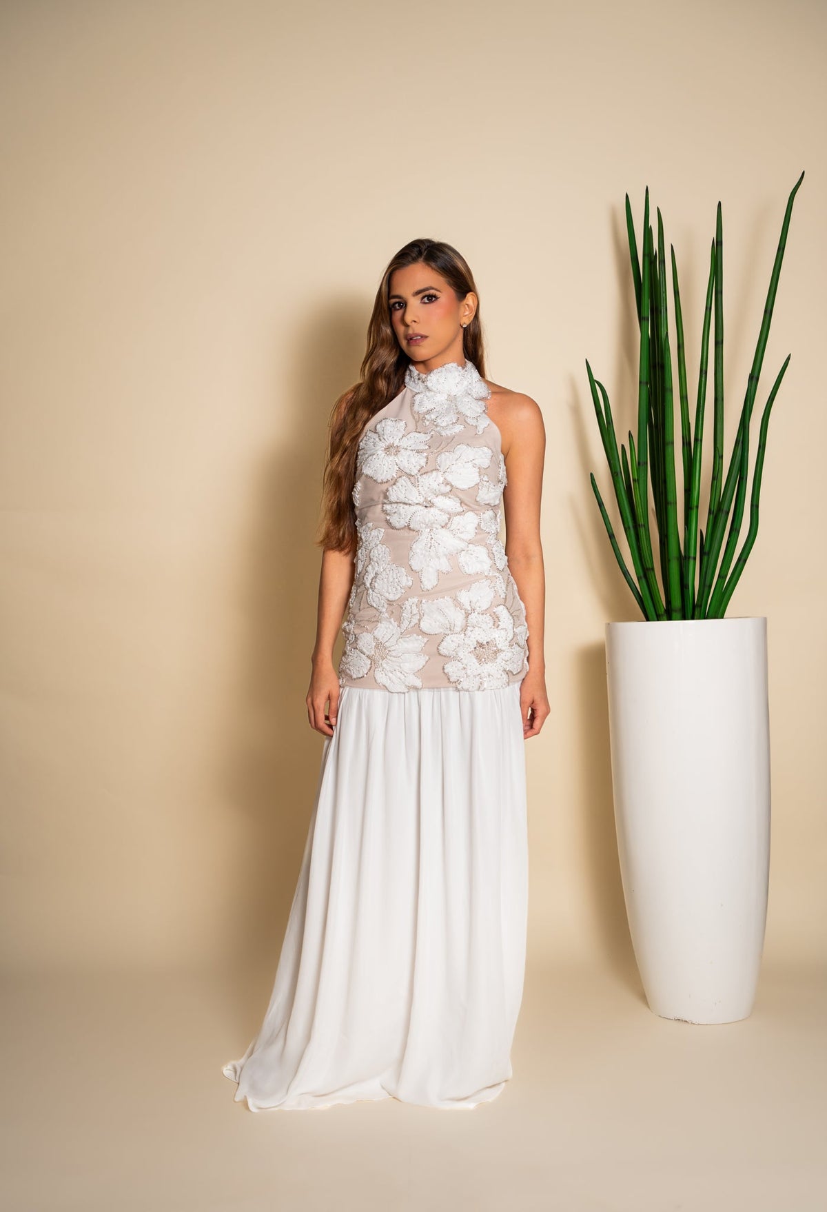 Vestido blanco flores 3D - vista frontal