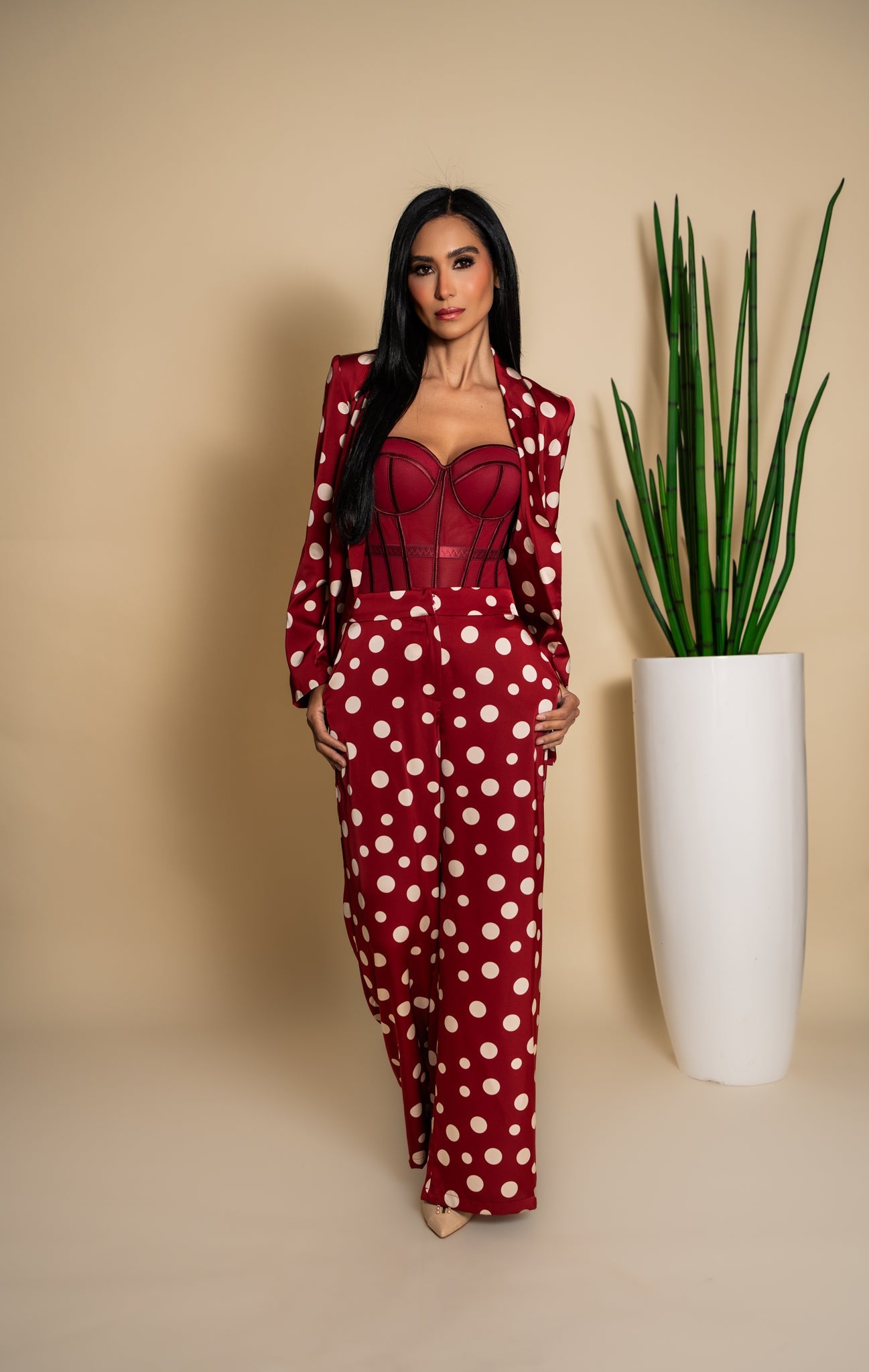 Conjunto lunares rojo - vista lateral
