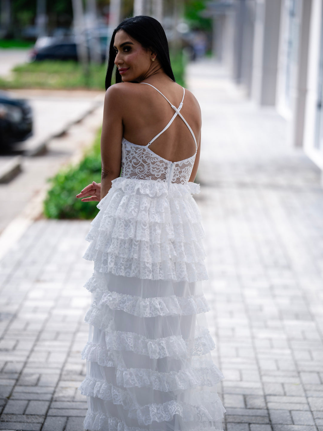 Elegant Sleeveless White Lace Dress